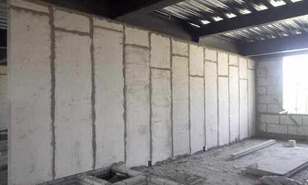 家庭裝修中的石棉建材 辨識、風險與應對指南